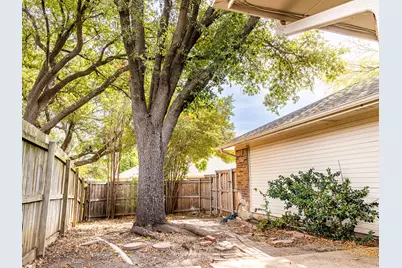 2016 Hearthside Lane, Garland, TX 75044 - Photo 18