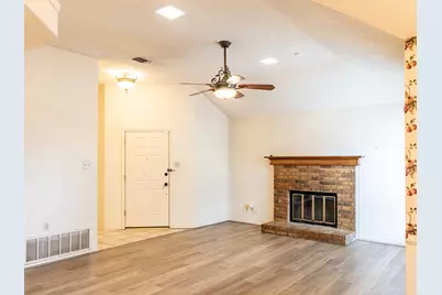 2016 Hearthside Lane, Garland, TX 75044 - Photo 4
