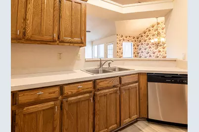 2016 Hearthside Lane, Garland, TX 75044 - Photo 6