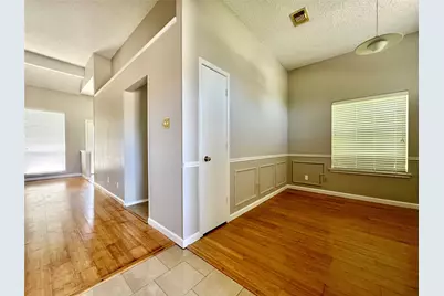 2735 Wentworth Drive, Grand Prairie, TX 75052 - Photo 4