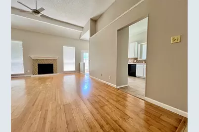 2735 Wentworth Drive, Grand Prairie, TX 75052 - Photo 8