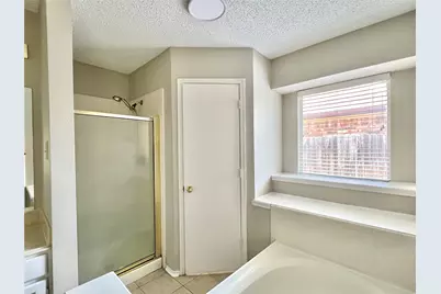 2735 Wentworth Drive, Grand Prairie, TX 75052 - Photo 30