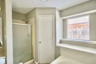 2735 Wentworth Dr, Grand Prairie, TX 75052 - Photo 30