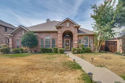 4914 Petersburg Drive, Rowlett, TX 75088 - Photo 2