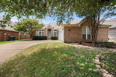 6604 High Brook Drive, Fort Worth, TX 76132 - Photo 2