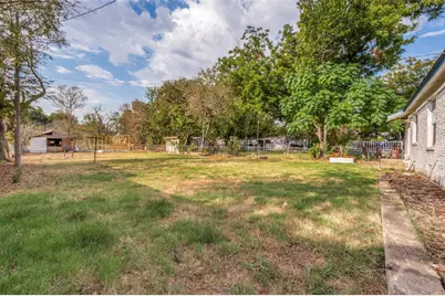2614 Valwood Parkway, Farmers Branch, TX 75234 - Photo 24