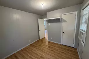 413 E Locust St, Whitewright, TX 75491 - Photo 8