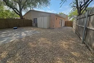 3606 Wilbarger Dr, Dallas, TX 75227 - Photo 18