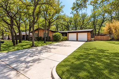 1237 King Drive, Bedford, TX 76022 - Photo 1