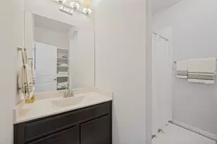629 Wilmington Ln, Aubrey, TX 76227 - Photo 18