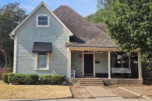 1925 S 10th St, Waco, TX 76706 - Photo 2