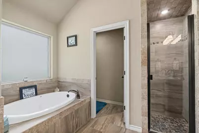 3907 Del Rio Court, Granbury, TX 76049 - Photo 10