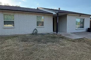3208 Chalmette Ct, Forest Hill, TX 76140 - Photo 2
