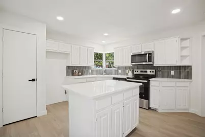 2237 Oak Bluff Drive, Flower Mound, TX 75028 - Photo 6