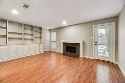 730 W Canty Street, Dallas, TX 75208 - Photo 10