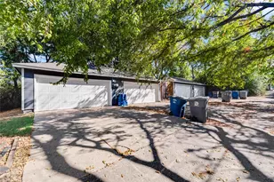 730 W Canty St, Dallas, TX 75208 - Photo 26