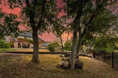 2329 Highlands Creek Road, Carrollton, TX 75007 - Photo 36