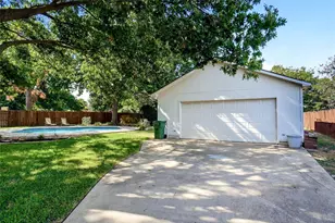 1703 Chretien Point Dr, Mansfield, TX 76063 - Photo 36