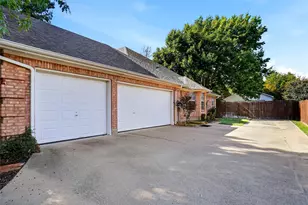 1703 Chretien Point Dr, Mansfield, TX 76063 - Photo 40