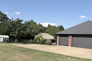 313 AN County Rd, Palestine, TX 75801 - Photo 6