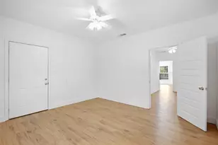 2222 W Bond St, Denison, TX 75020 - Photo 6