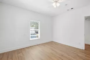 2222 W Bond St, Denison, TX 75020 - Photo 14