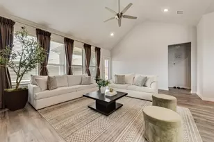 1201 Cinco Treaty Trl, Fort Worth, TX 76052 - Photo 10
