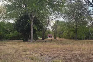701 Wyatt St, Waxahachie, TX 75165 - Photo 1