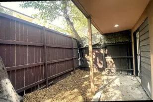 6019 Ridgecrest Rd, Dallas, TX 75231 - Photo 10