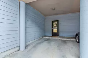 8545 Midpark Rd, Dallas, TX 75240 - Photo 16
