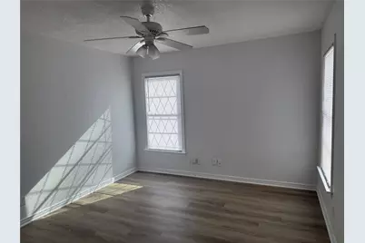 617 E Union Bower Road, Irving, TX 75061 - Photo 8