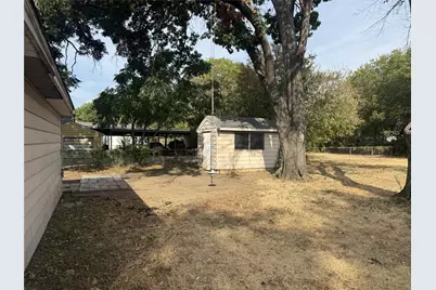 617 E Union Bower Road, Irving, TX 75061 - Photo 4