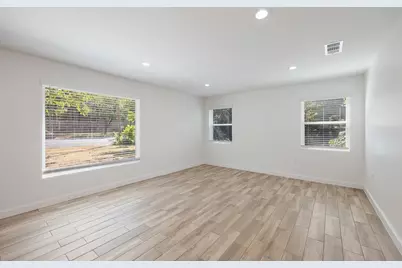 1606 N Woods Street, Sherman, TX 75092 - Photo 4