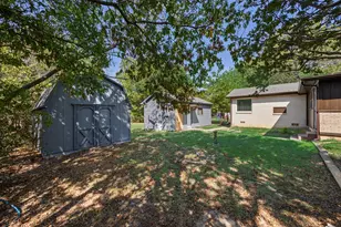 1606 N Woods St, Sherman, TX 75092 - Photo 26
