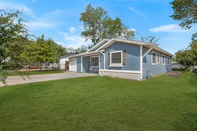 7241 Van Natta Lane, Fort Worth, TX 76112 - Photo 4