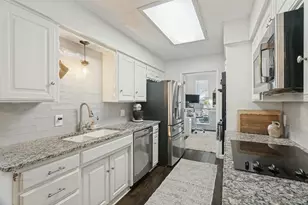 2077 Parkridge Dr, Hurst, TX 76054 - Photo 8