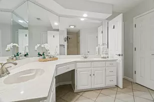 2077 Parkridge Dr, Hurst, TX 76054 - Photo 18