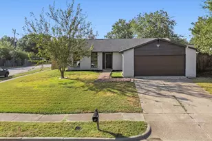800 Netherland Dr, Arlington, TX 76017 - Photo 1