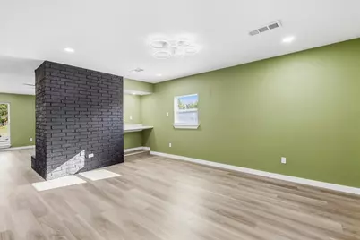 800 Netherland Drive, Arlington, TX 76017 - Photo 8