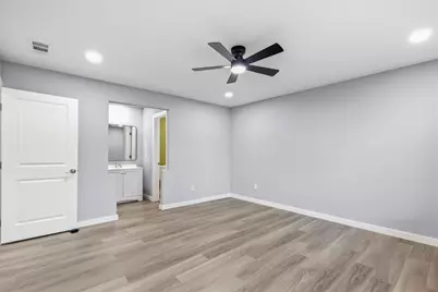 800 Netherland Drive, Arlington, TX 76017 - Photo 18