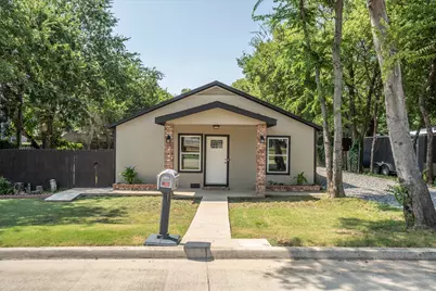 112 Inman Street, Denton, TX 76205 - Photo 2