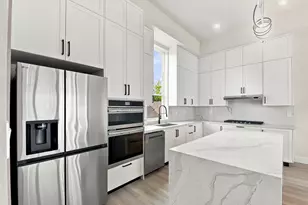 4909 Elysian St, Houston, TX 77009 - Photo 10
