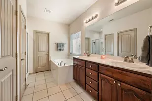 8255 Clarksprings Dr, Dallas, TX 75236 - Photo 14