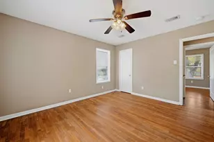 302 W Dexter St, Sherman, TX 75092 - Photo 14