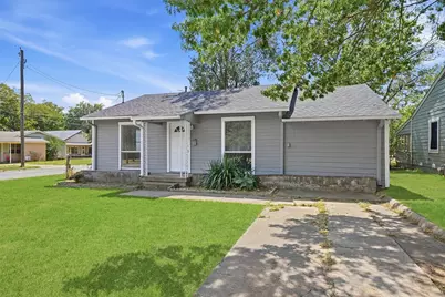 302 W Dexter Street, Sherman, TX 75092 - Photo 1
