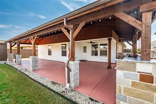 303 Triple Crown Ln, Ponder, TX 76259 - Photo 2