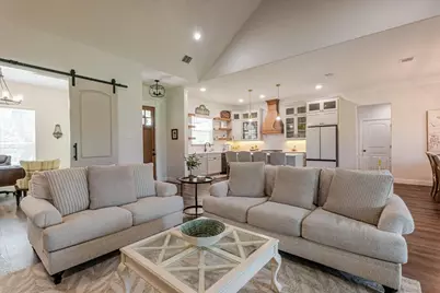 161 Helton Drive, Granbury, TX 76049 - Photo 4