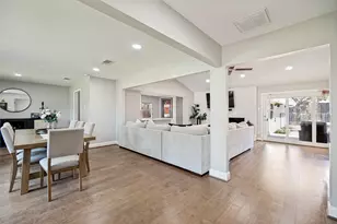 4137 Candlenut Ln, Dallas, TX 75244 - Photo 12