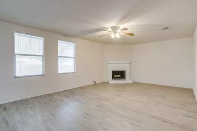 1313 Lauren Drive, Burleson, TX 76028 - Photo 10