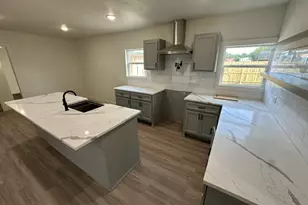 107 McArthur Ln, Cleburne, TX 76031 - Photo 1